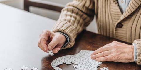 How to Find the Best Alzheimer’s Caregiver Photo